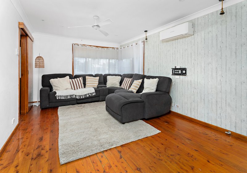 Photo - 93 Shellharbour Road, Warilla NSW 2528 - Image 5