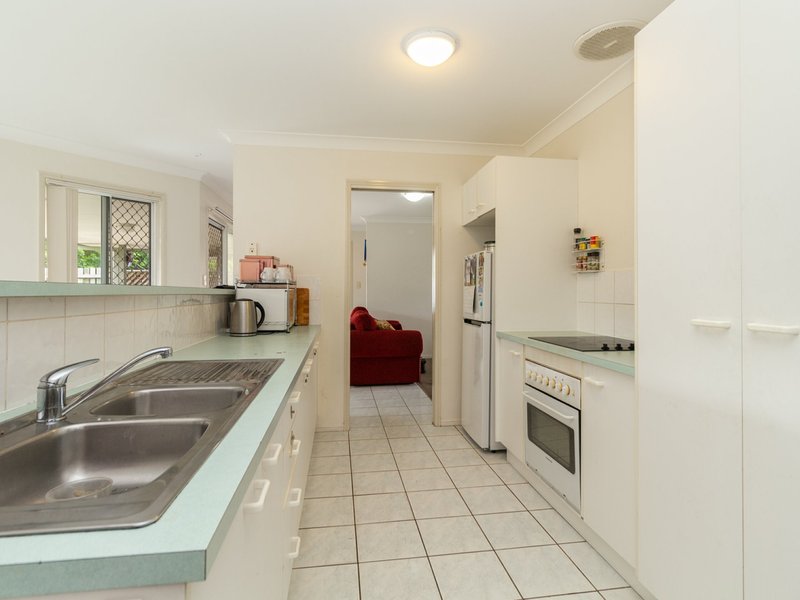 Photo - 93 Short Street, Boronia Heights QLD 4124 - Image 4