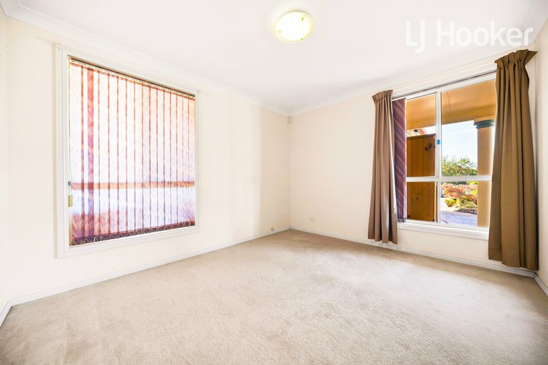 Photo - 93 Sweethaven Road, Edensor Park NSW 2176 - Image 8