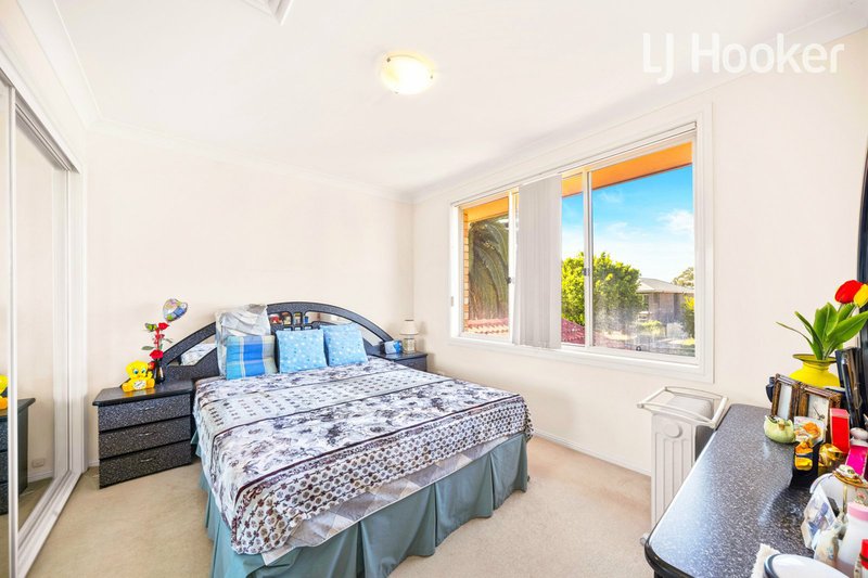 Photo - 93 Sweethaven Road, Edensor Park NSW 2176 - Image 10
