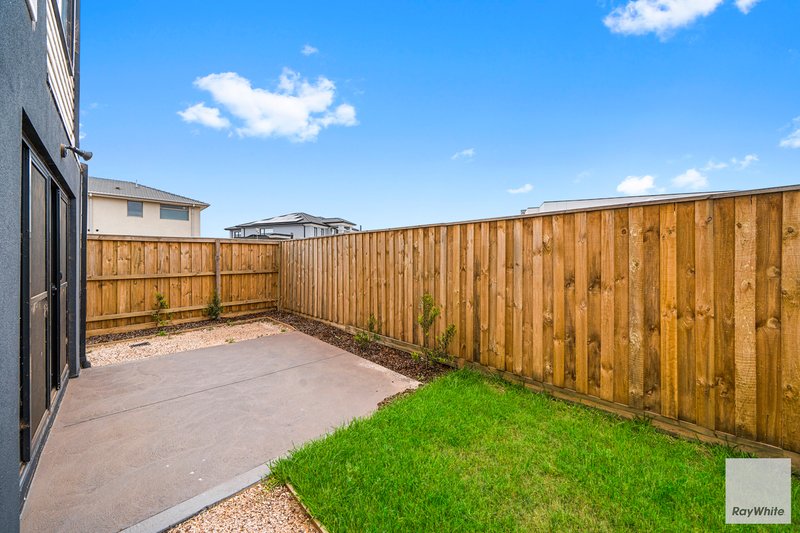 Photo - 93 Vere Court, Deanside VIC 3336 - Image 7