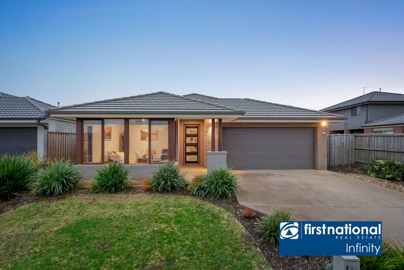 93 Walllaroo Way, Doreen VIC 3754