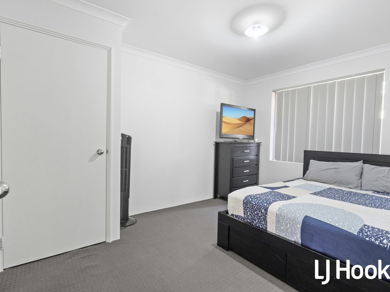 Photo - 93 Windermere Boulevard, Aveley WA 6069 - Image 11