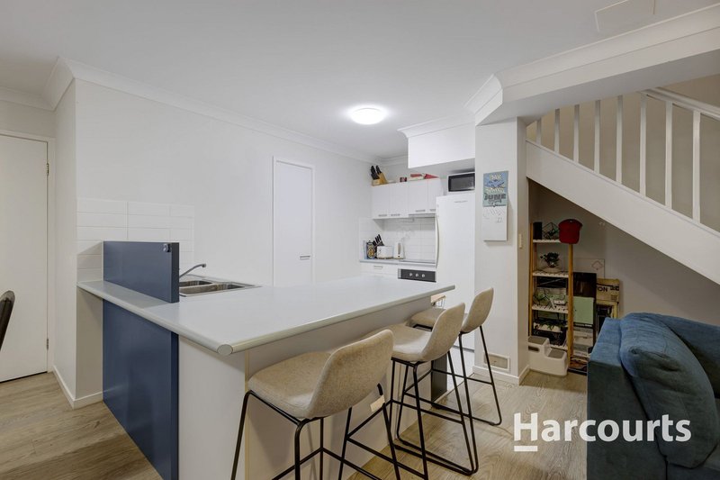Photo - 9/30-42 Fleet Drive, Kippa-Ring QLD 4021 - Image 9