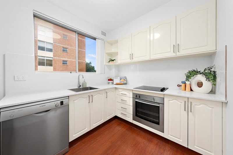 Photo - 9/30 Archer Street, Chatswood NSW 2067 - Image 4