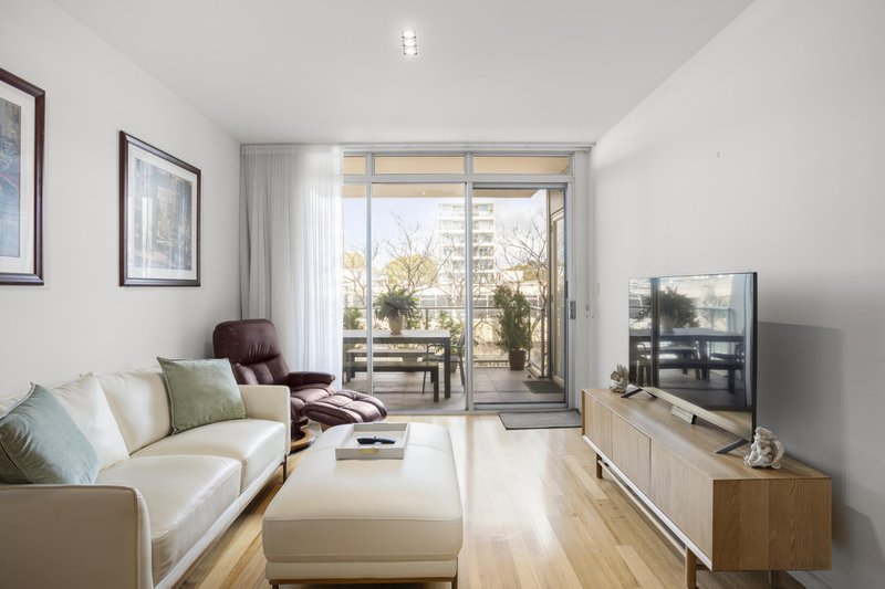 Photo - 9/30 Gilbert Street, Adelaide SA 5000 - Image 6