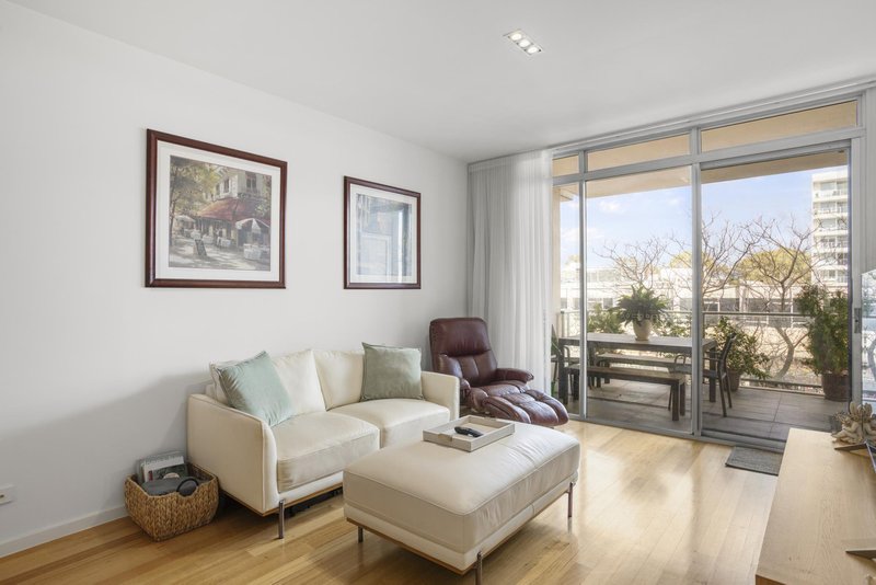 Photo - 9/30 Gilbert Street, Adelaide SA 5000 - Image 7