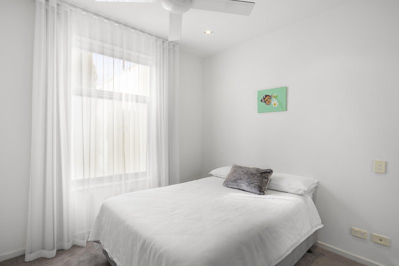 Photo - 9/30 Gilbert Street, Adelaide SA 5000 - Image 11