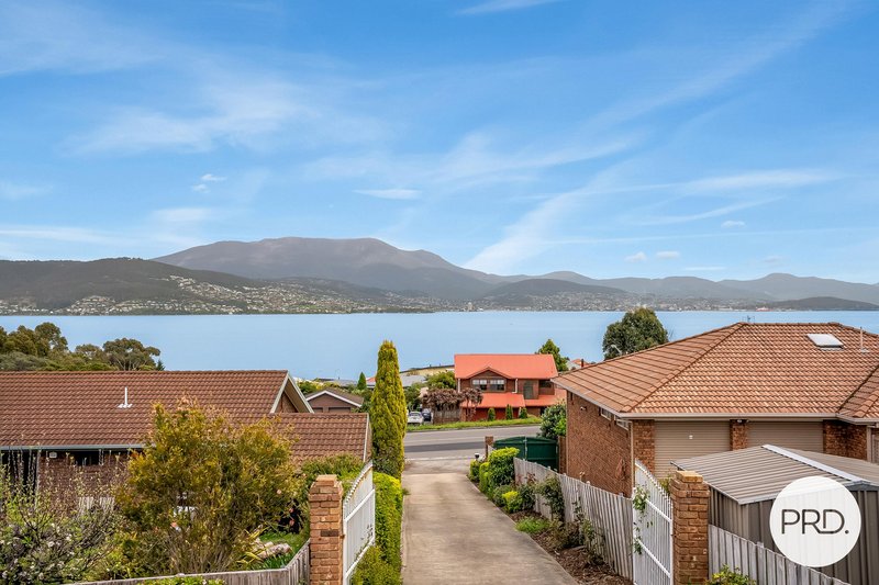 Photo - 930 Oceana Drive, Tranmere TAS 7018 - Image 3