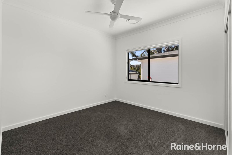 Photo - 9/30 Watkins Road, Elermore Vale NSW 2287 - Image 5