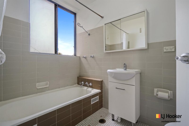 Photo - 9/307 New Canterbury Road, Lewisham NSW 2049 - Image 5