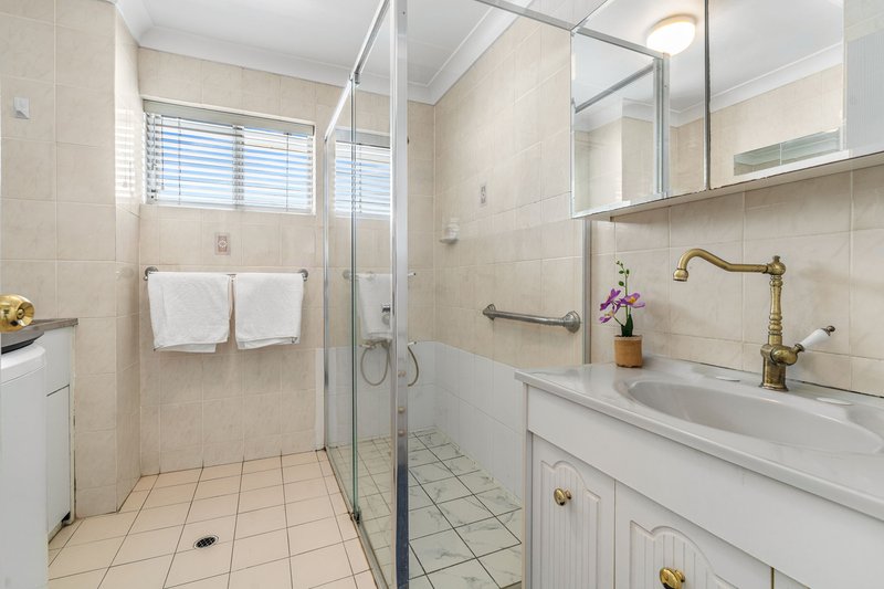 Photo - 9/31 Crown Street, Holland Park West QLD 4121 - Image 8