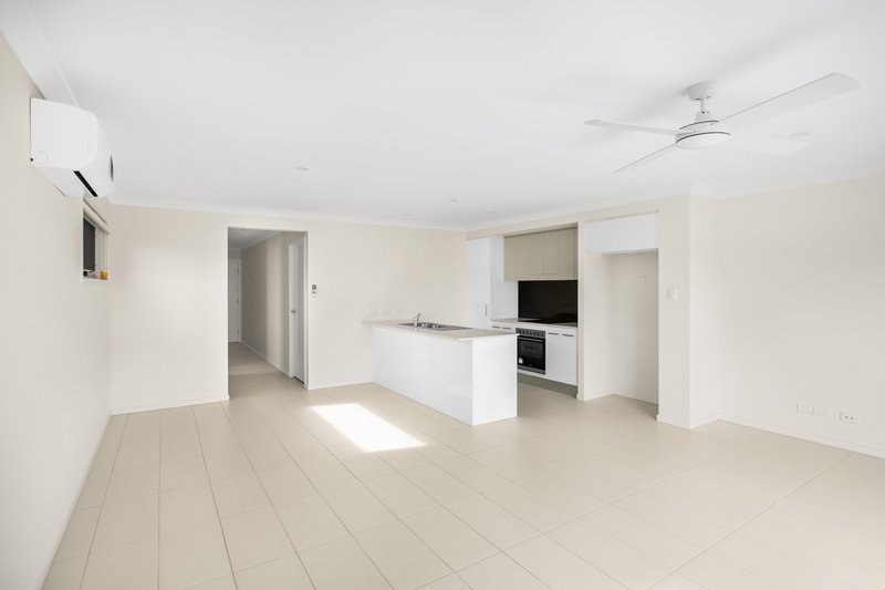 Photo - 93/188 Gainsborough Drive, Pimpama QLD 4209 - Image 3