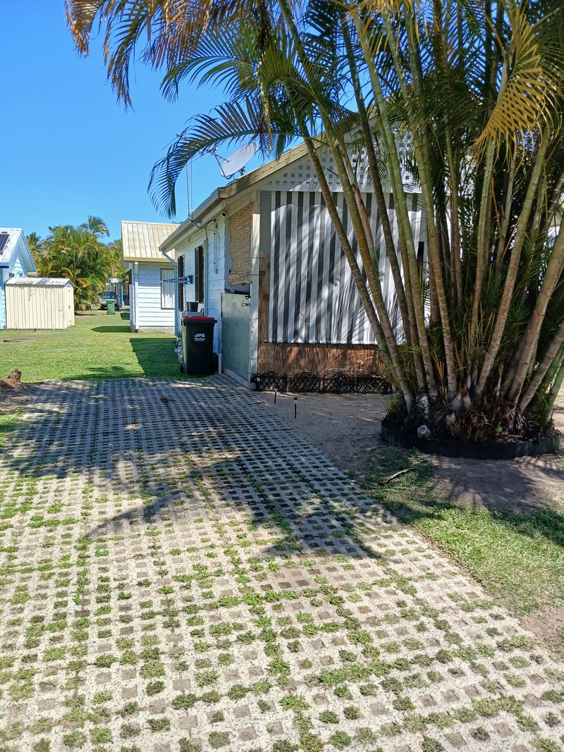 Photo - 9/32 Headland Drive, Haliday Bay QLD 4740 - Image 4