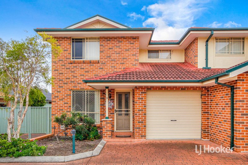 9/32 Lovegrove Drive, Quakers Hill NSW 2763