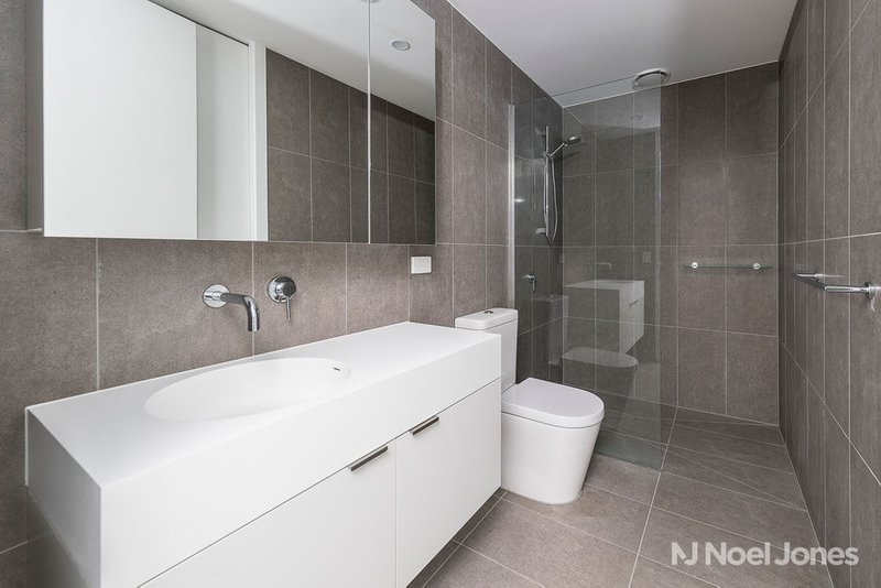 Photo - 9/33 Queens Avenue, Doncaster VIC 3108 - Image 2