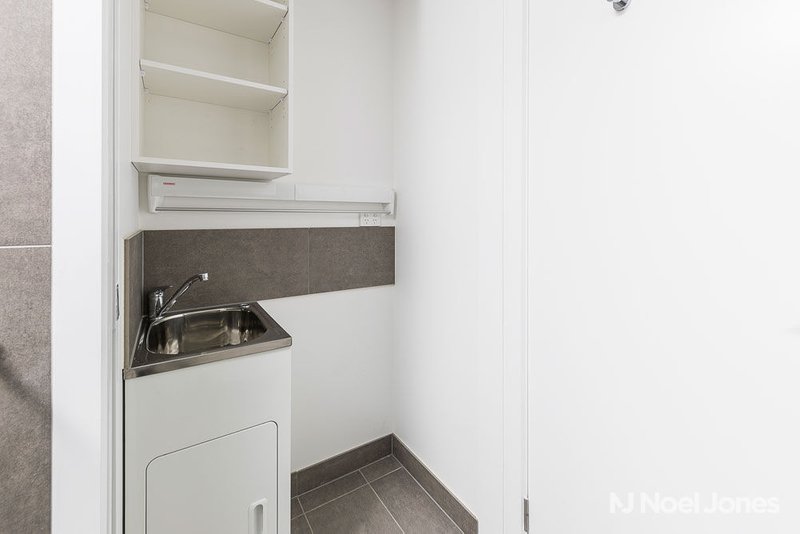 Photo - 9/33 Queens Avenue, Doncaster VIC 3108 - Image 8
