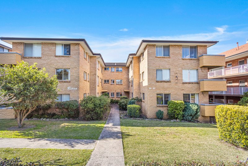 Photo - 9/35-37 Corrimal Street, Wollongong NSW 2500 - Image 2