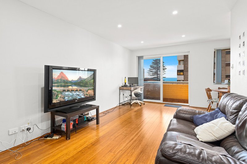 Photo - 9/35-37 Corrimal Street, Wollongong NSW 2500 - Image 3