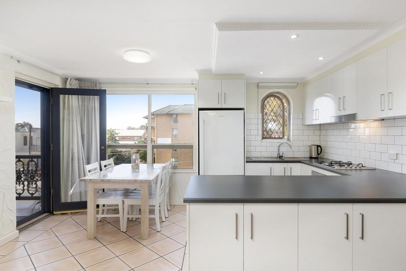 Photo - 9/35 Nile Street, Glenelg SA 5045 - Image 2