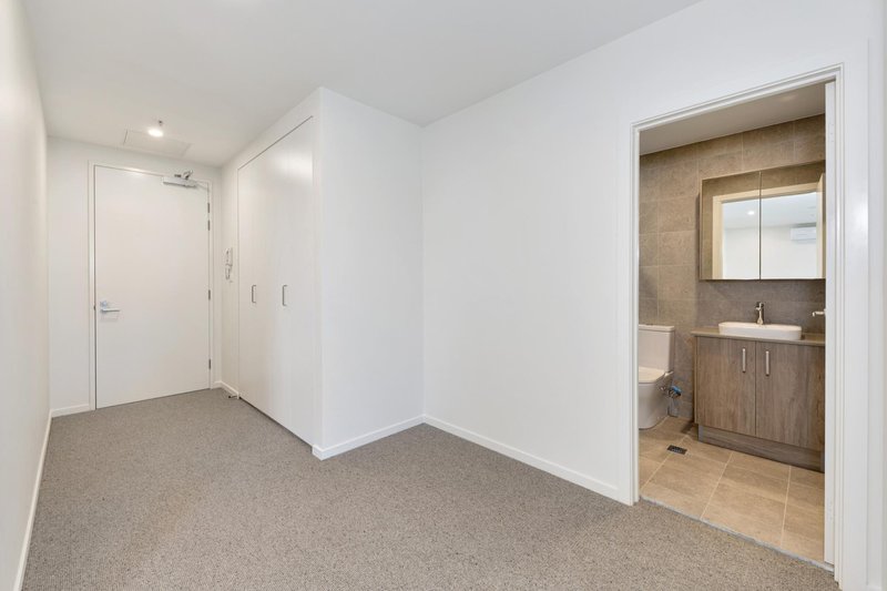 Photo - 93/55 Camilleri Way, Gungahlin ACT 2912 - Image 2