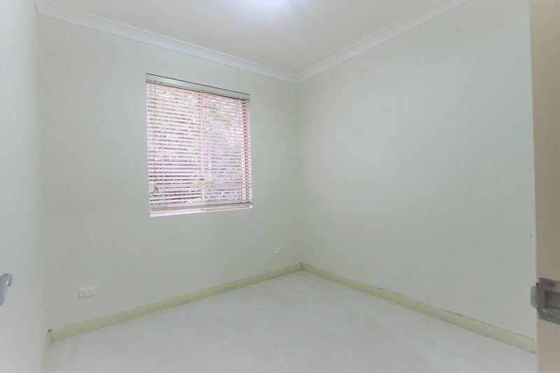 Photo - 9/36-38 Lydbrook Street, Westmead NSW 2145 - Image 4