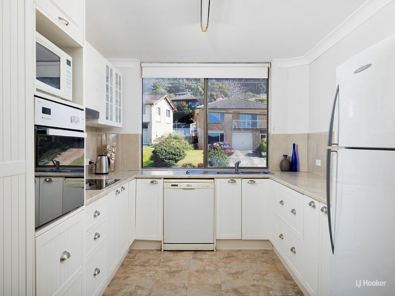 Photo - 9/38 Marine Drive, Fingal Bay NSW 2315 - Image 2