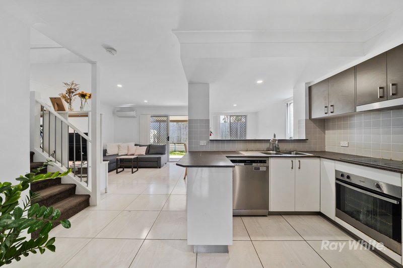 Photo - 93/80 Coora Street, Wishart QLD 4122 - Image 4