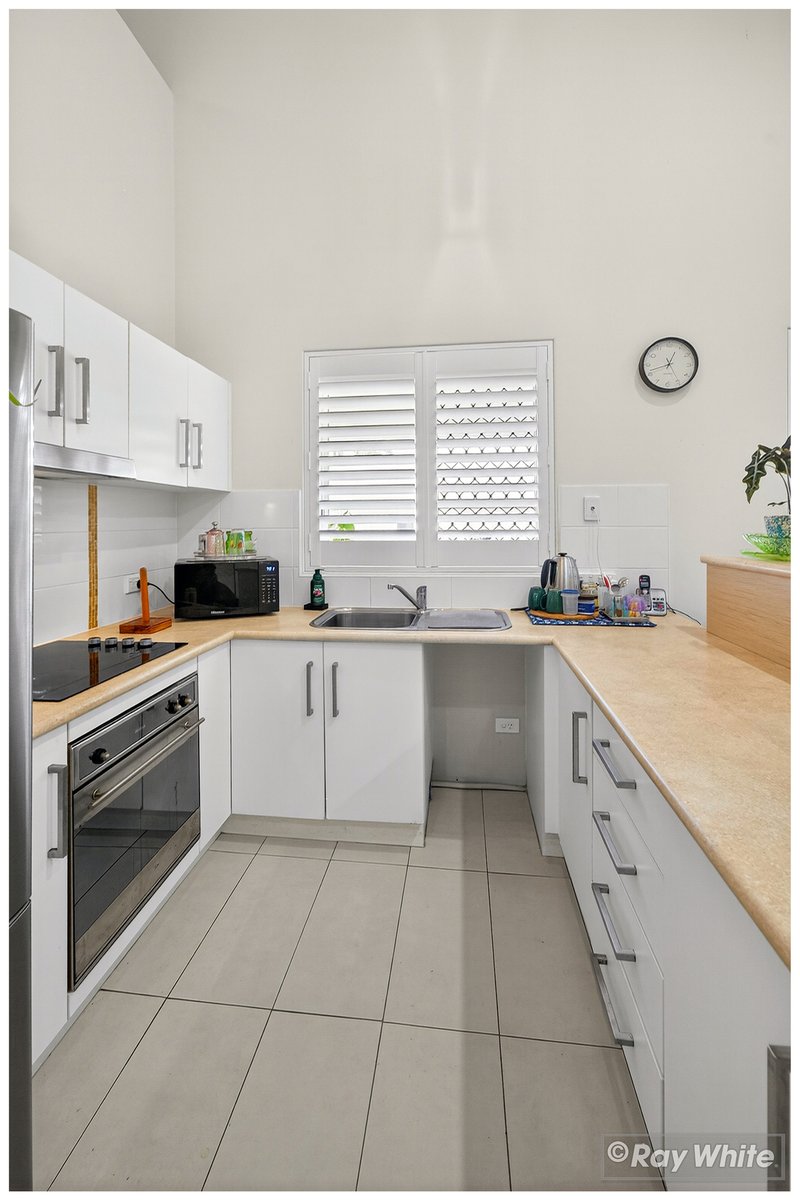 Photo - 9/382 French Avenue, Frenchville QLD 4701 - Image 7