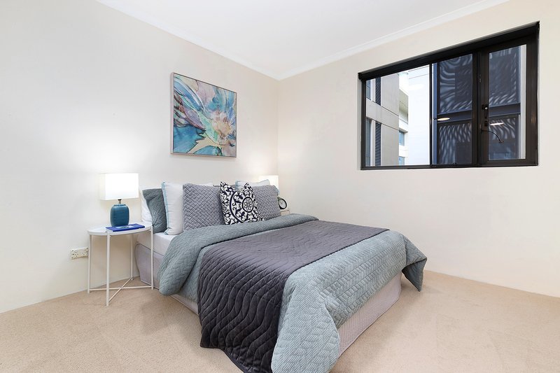 Photo - 9/39 Victor Street, Chatswood NSW 2067 - Image 6