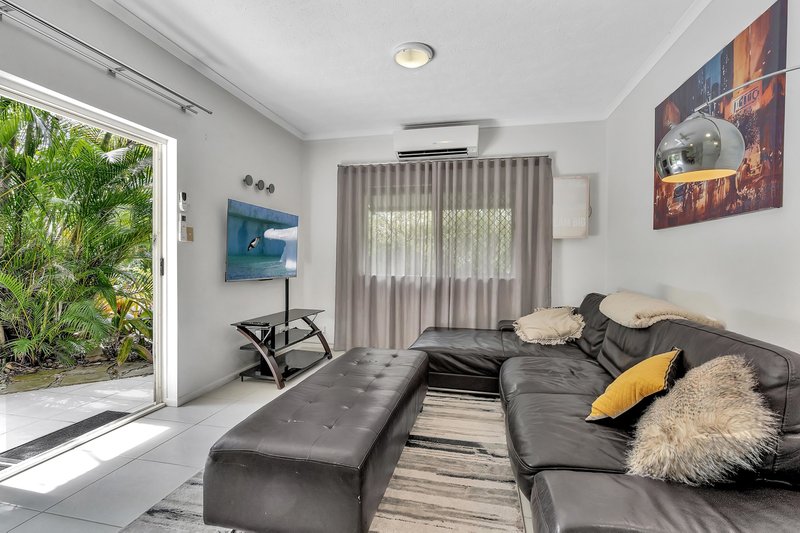 Photo - 9/4-5 Hollett Close, Manunda QLD 4870 - Image 2