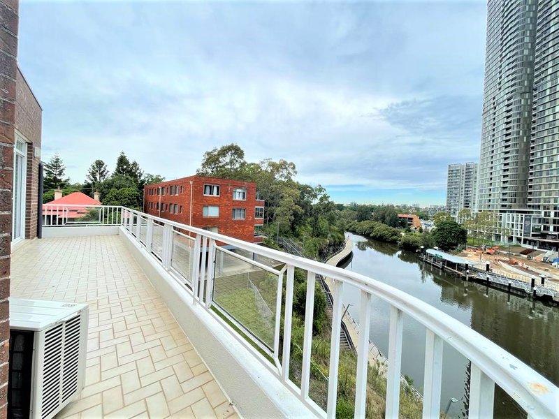 Photo - 9/4-6 Queens Avenue, Parramatta NSW 2150 - Image 9