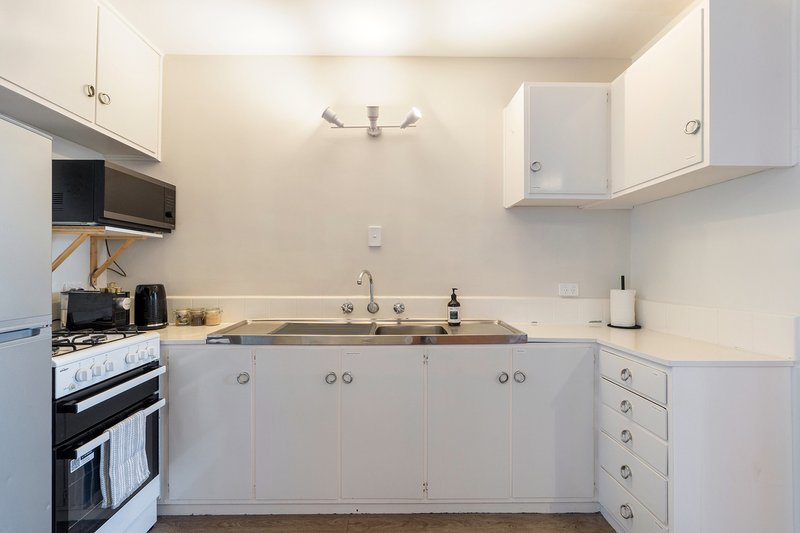 Photo - 9/4-6 Sheffield Street, Preston VIC 3072 - Image 10