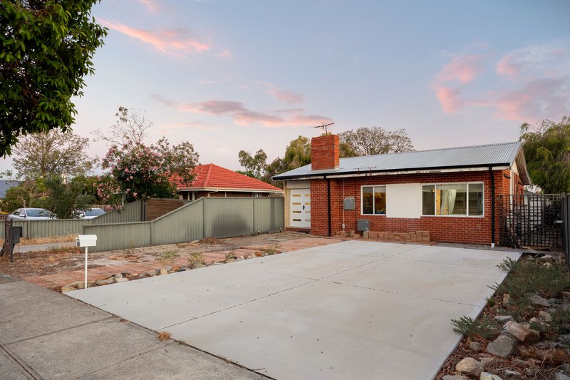 Photo - 94 Armstrong Road, Wilson WA 6107 - Image 5