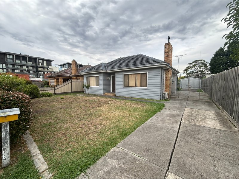 94 Arundel Avenue, Reservoir VIC 3073