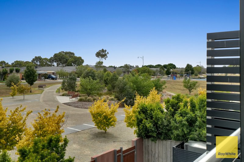 Photo - 94 Barron Street, Tarneit VIC 3029 - Image 15