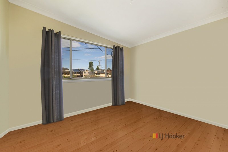 Photo - 94 Budgewoi Road, Noraville NSW 2263 - Image 12