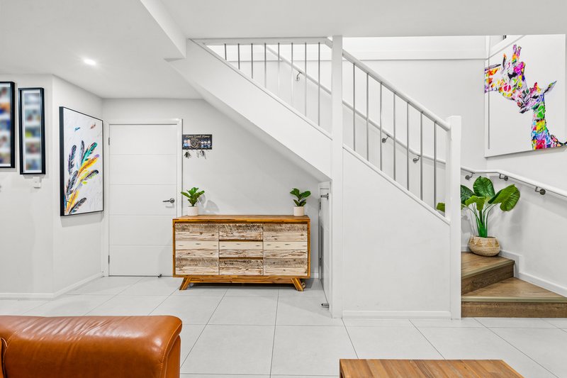 Photo - 94 Cranbourne Street, Riverstone NSW 2765 - Image 2