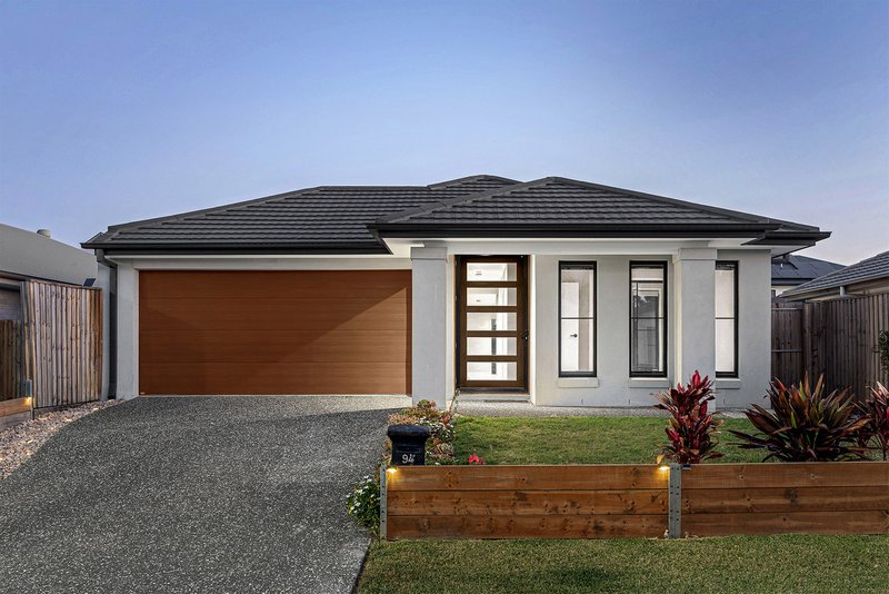 Photo - 94 Davidson Circuit, Park Ridge QLD 4125 - Image 1
