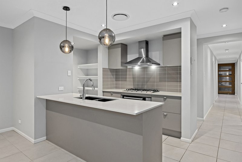 Photo - 94 Davidson Circuit, Park Ridge QLD 4125 - Image 6