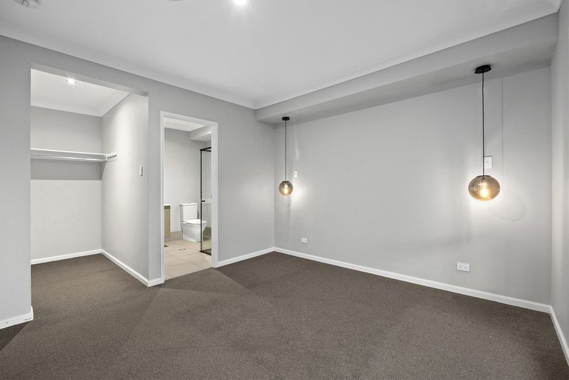 Photo - 94 Davidson Circuit, Park Ridge QLD 4125 - Image 12