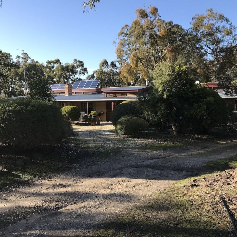 94 Dreamers Hill Rd , Linton VIC 3360