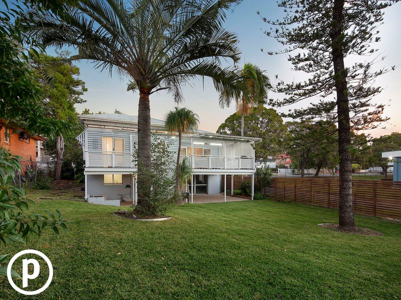 Photo - 94 Gellibrand Street, Clayfield QLD 4011 - Image 2