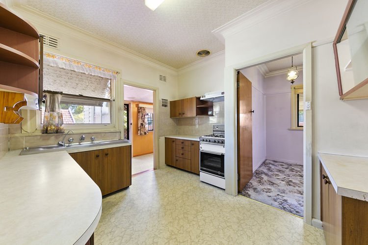 Photo - 94 Hawksview Street, Guildford NSW 2161 - Image 2