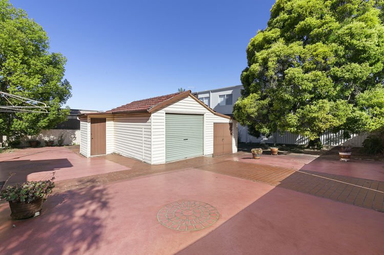 Photo - 94 Hawksview Street, Guildford NSW 2161 - Image 5