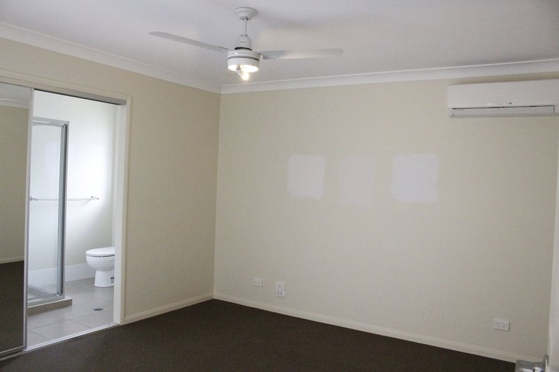 Photo - 94 Huntley Cres , Redbank Plains QLD 4301 - Image 5