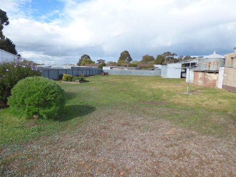 Photo - 94 Kalkee Road, Horsham VIC 3400 - Image 4