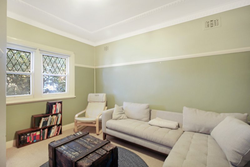 Photo - 94 Kenny Street, Wollongong NSW 2500 - Image 3