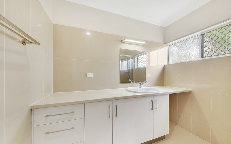 Photo - 9/4 Maple Street, Yeppoon QLD 4703 - Image 10