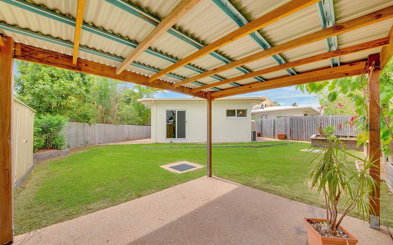 Photo - 9/4 Maple Street, Yeppoon QLD 4703 - Image 14